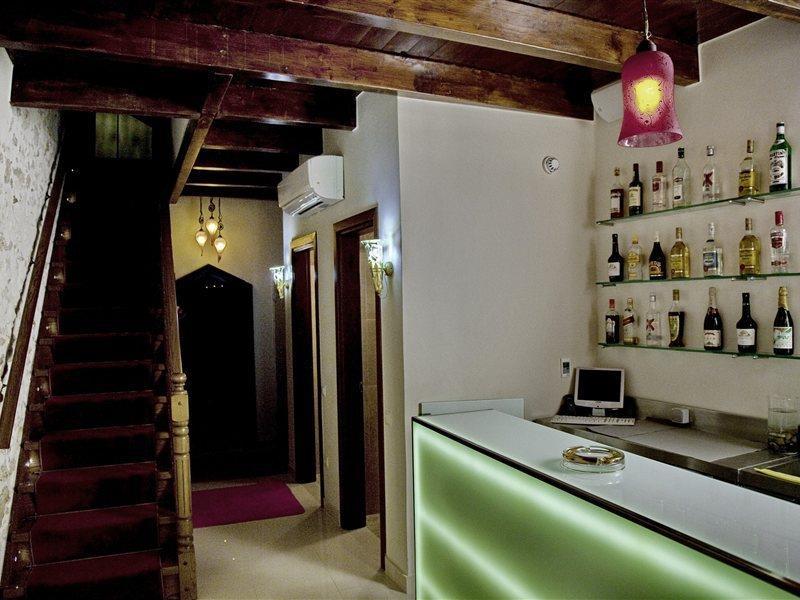 โรงแรมแอนติกาดิโมราสวีต Rethymno  ภายนอก รูปภาพ