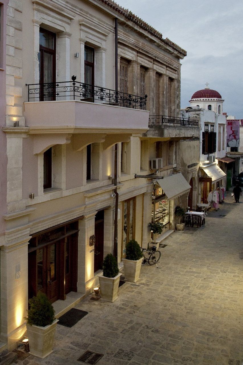 โรงแรมแอนติกาดิโมราสวีต Rethymno  ภายนอก รูปภาพ